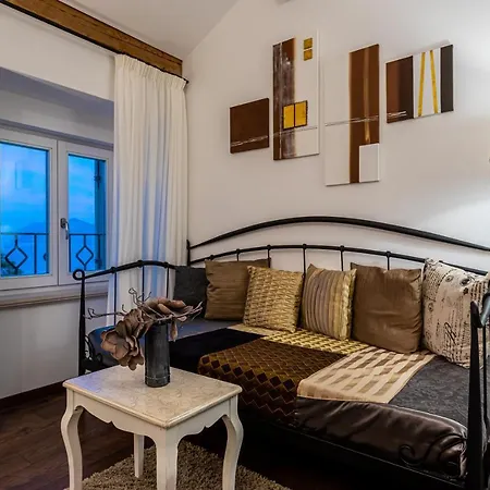 Heritage Forza 4* Baška
