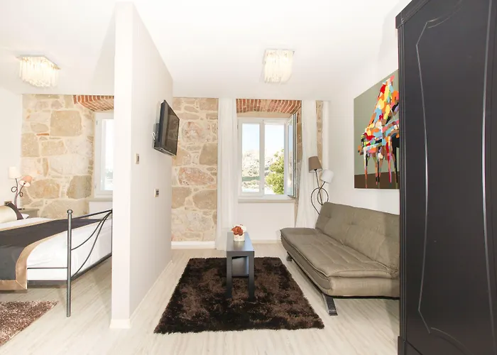 Heritage Forza Hotel